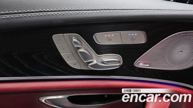 Mercedes-Benz CLS-Class 2022 — photo 26