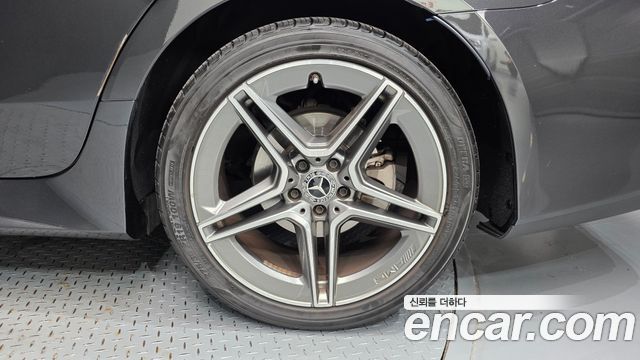 Mercedes-Benz CLS-Class 2022 — photo 7