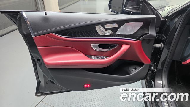 Mercedes-Benz CLS-Class 2022 — photo 14