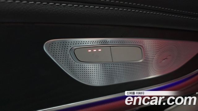Mercedes-Benz CLS-Class 2022 — photo 36