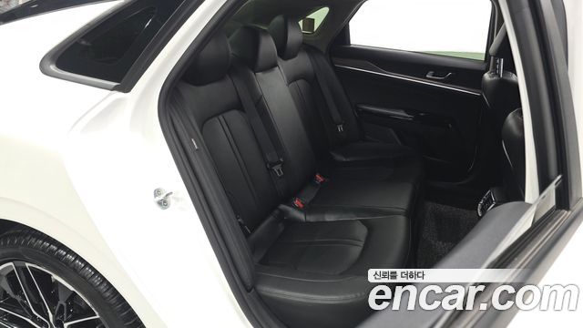 Kia K5 2020 — photo 12
