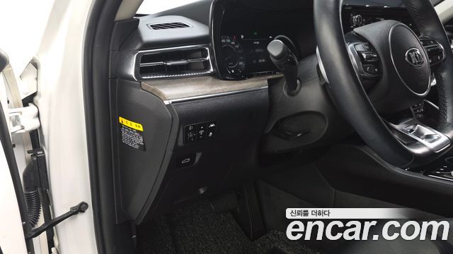 Kia K5 2020 — photo 13