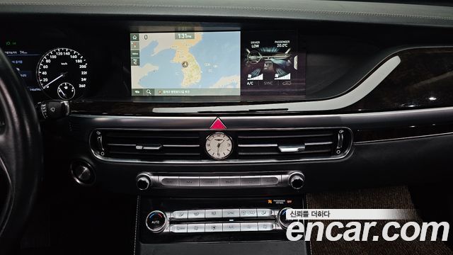 Genesis G90 2019 — photo 20