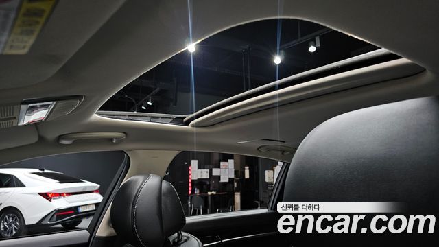 Genesis G90 2019 — photo 25