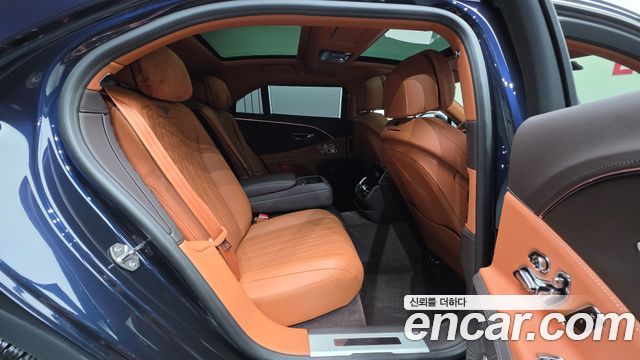 Bentley Flying Spur 2022 — photo 18