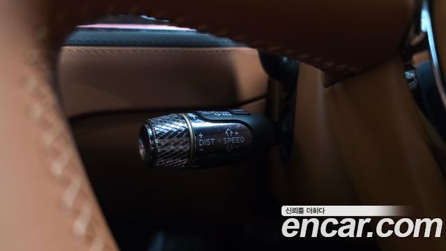 Bentley Flying Spur 2022 — photo 20