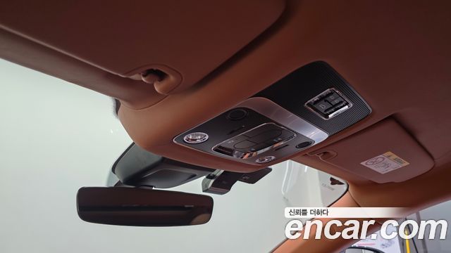 Bentley Flying Spur 2022 — photo 30