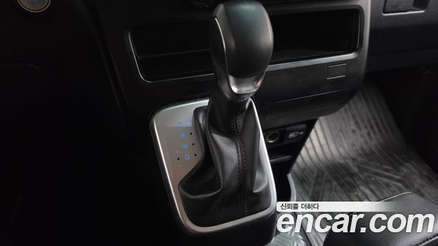 Hyundai Staria 2022 — photo 12