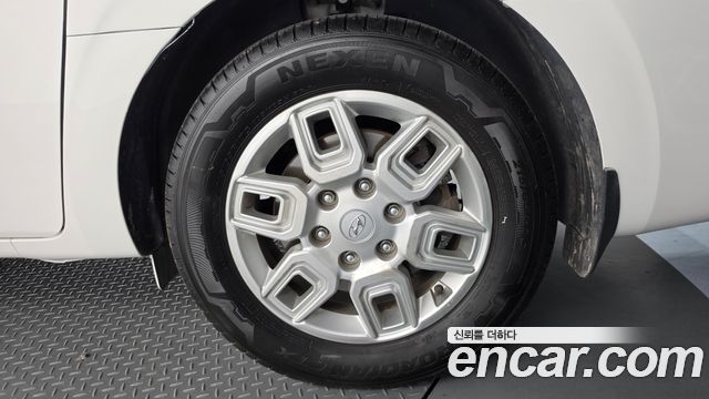 Hyundai Staria 2022 — photo 7