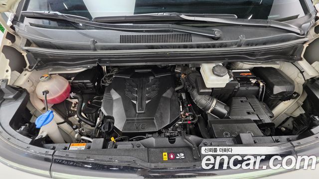 Hyundai Staria 2024 — photo 6
