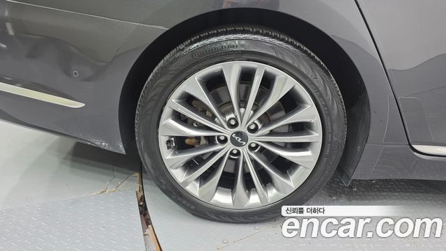 Kia K9 2023 — photo 5
