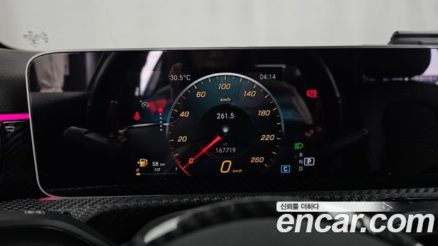Mercedes-Benz A-Class 2019 — photo 8