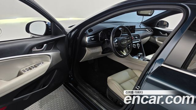 Genesis G70 2021 — photo 13