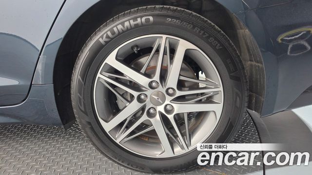 Genesis G70 2021 — photo 7