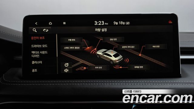 Genesis G70 2021 — photo 31