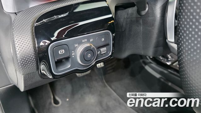 Mercedes-Benz CLA-Class 2021 — photo 24