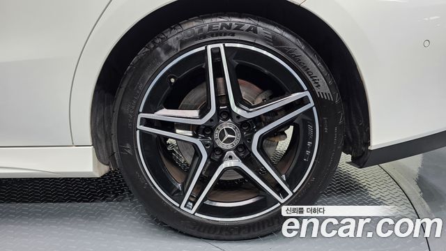 Mercedes-Benz CLA-Class 2021 — photo 7