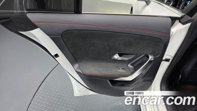 Mercedes-Benz CLA-Class 2021 — photo 15