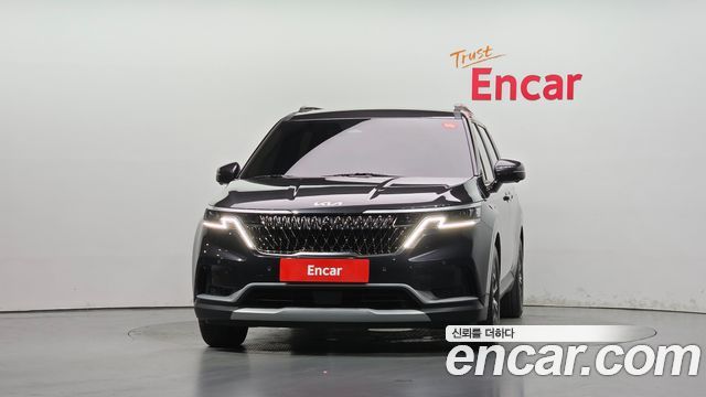 Kia Canival 2023 — photo 3