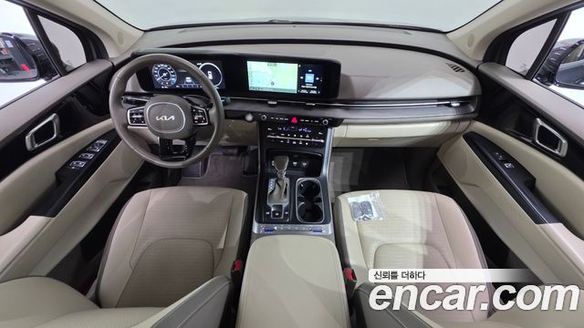 Kia Canival 2023 — photo 10