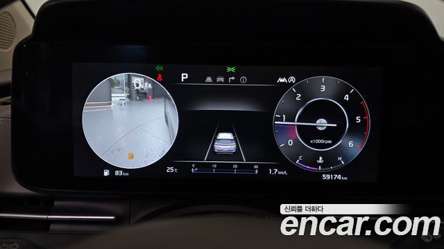 Kia Canival 2023 — photo 11