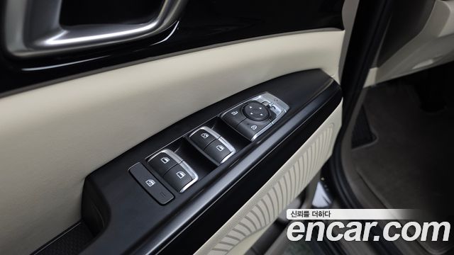 Kia Canival 2023 — photo 29