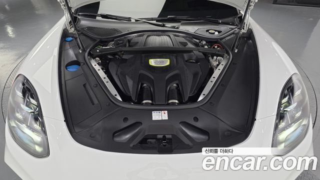 Porsche Panamera 2021 — photo 6