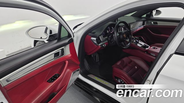 Porsche Panamera 2021 — photo 13