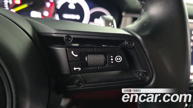Porsche Panamera 2021 — photo 24