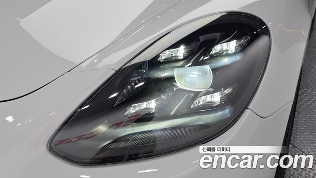 Porsche Panamera 2021 — photo 8