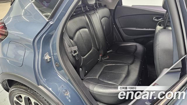 Renault Korea QM3 2019 — photo 11