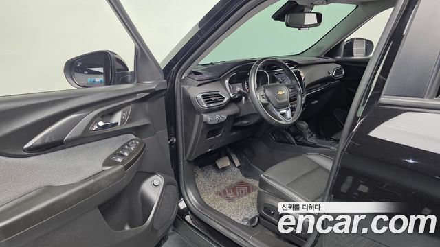 Chevrolet Korea Trailblazer 2022 — photo 13