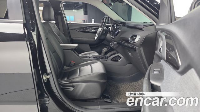 Chevrolet Korea Trailblazer 2022 — photo 17