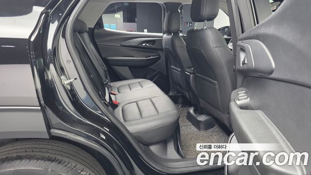 Chevrolet Korea Trailblazer 2022 — photo 18