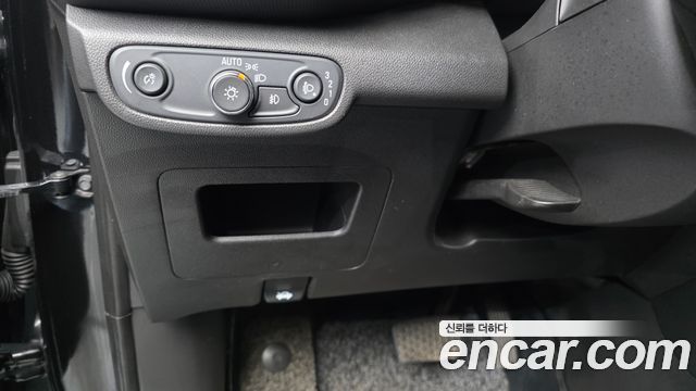 Chevrolet Korea Trailblazer 2022 — photo 24