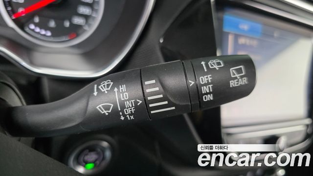Chevrolet Korea Trailblazer 2022 — photo 27