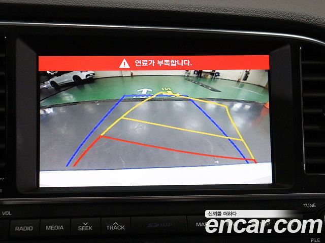 Hyundai AVANTE 2018 — photo 11