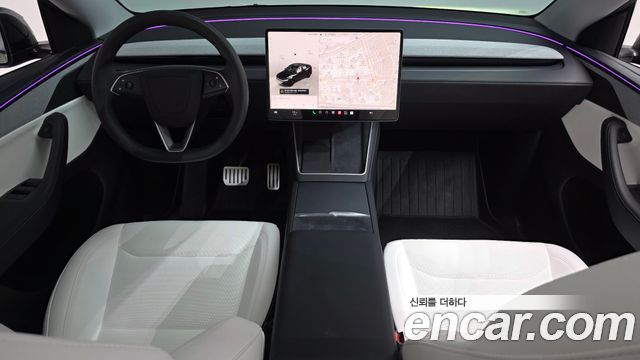 Tesla Model Y 2025 — photo 10