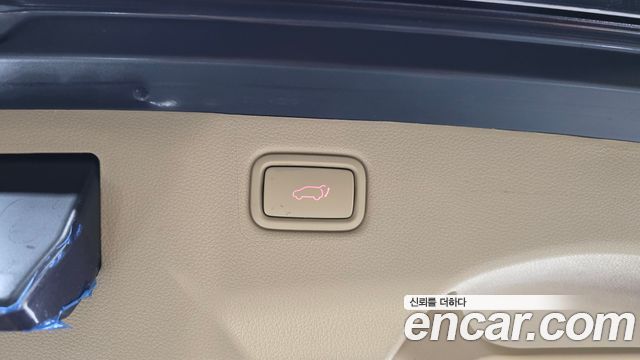 Kia Canival 2017 — photo 26