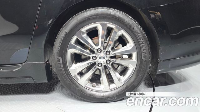 Kia Canival 2017 — photo 7