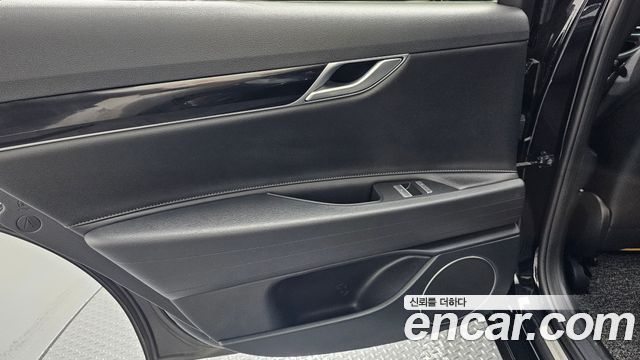 Genesis G80 2021 — photo 15
