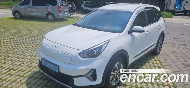 Kia Niro 2024 — photo 1