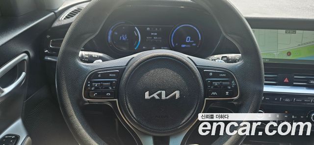 Kia Niro 2024 — photo 10