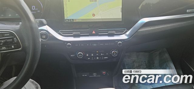 Kia Niro 2024 — photo 12