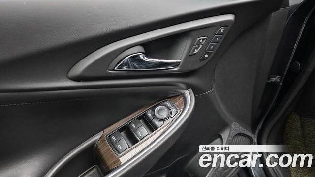 Chevrolet Korea Malibu 2017 — photo 28