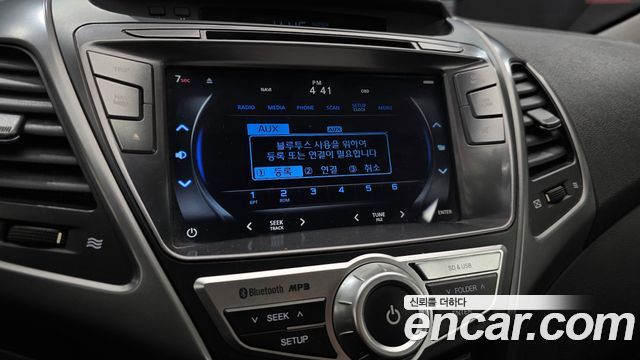 Hyundai AVANTE 2015 — photo 14