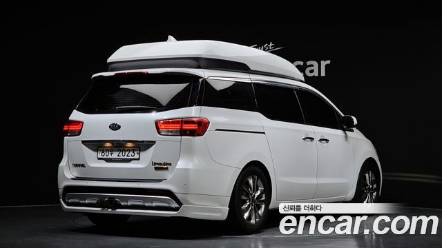 Kia Canival 2015 — photo 2