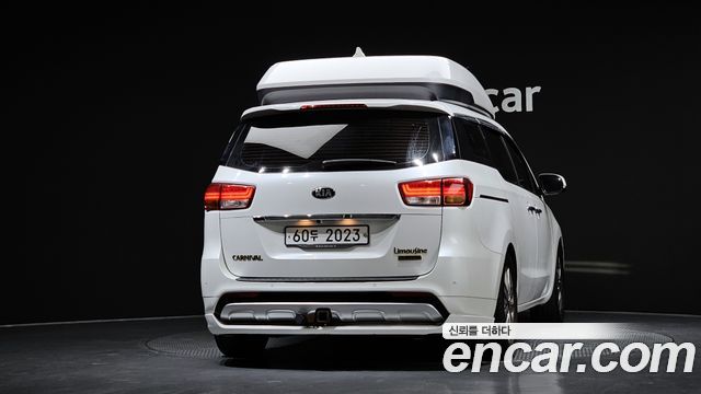 Kia Canival 2015 — photo 4