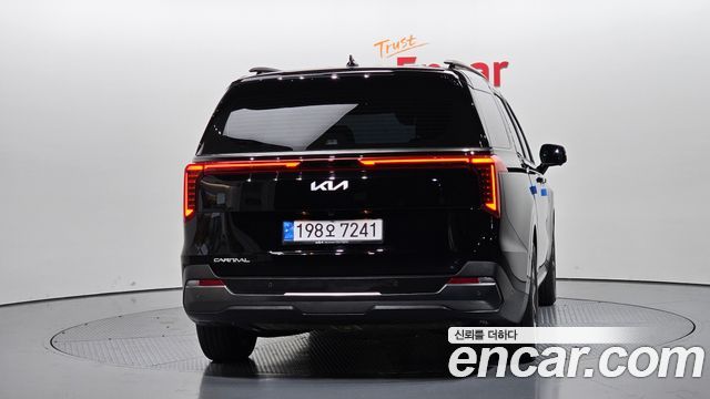 Kia Canival 2025 — photo 4