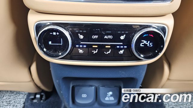 Genesis GV80 2022 — photo 24